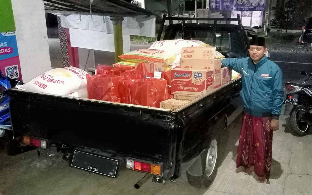 Sambut Lebaran 1443 H, Koperasi Tabassum Berbagi Paket Sembako